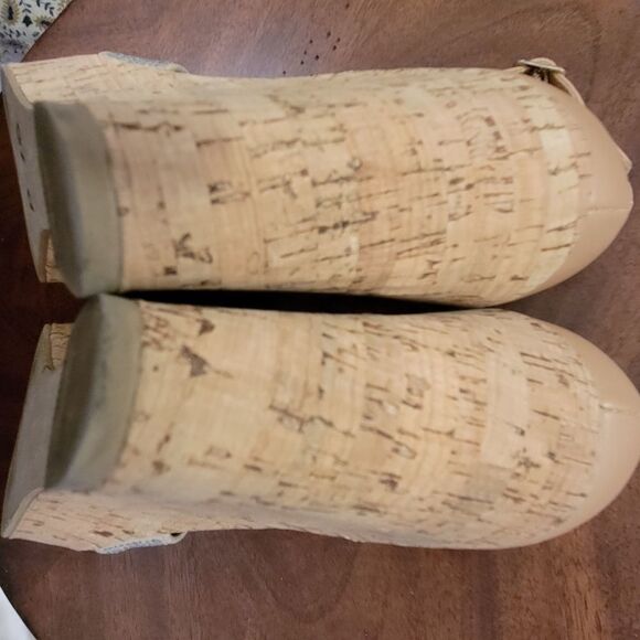 MATERIAL GIRL PLASFORM  WEDGE OPEN TOE WOMEN"S SANDAL - Picture 13 of 14